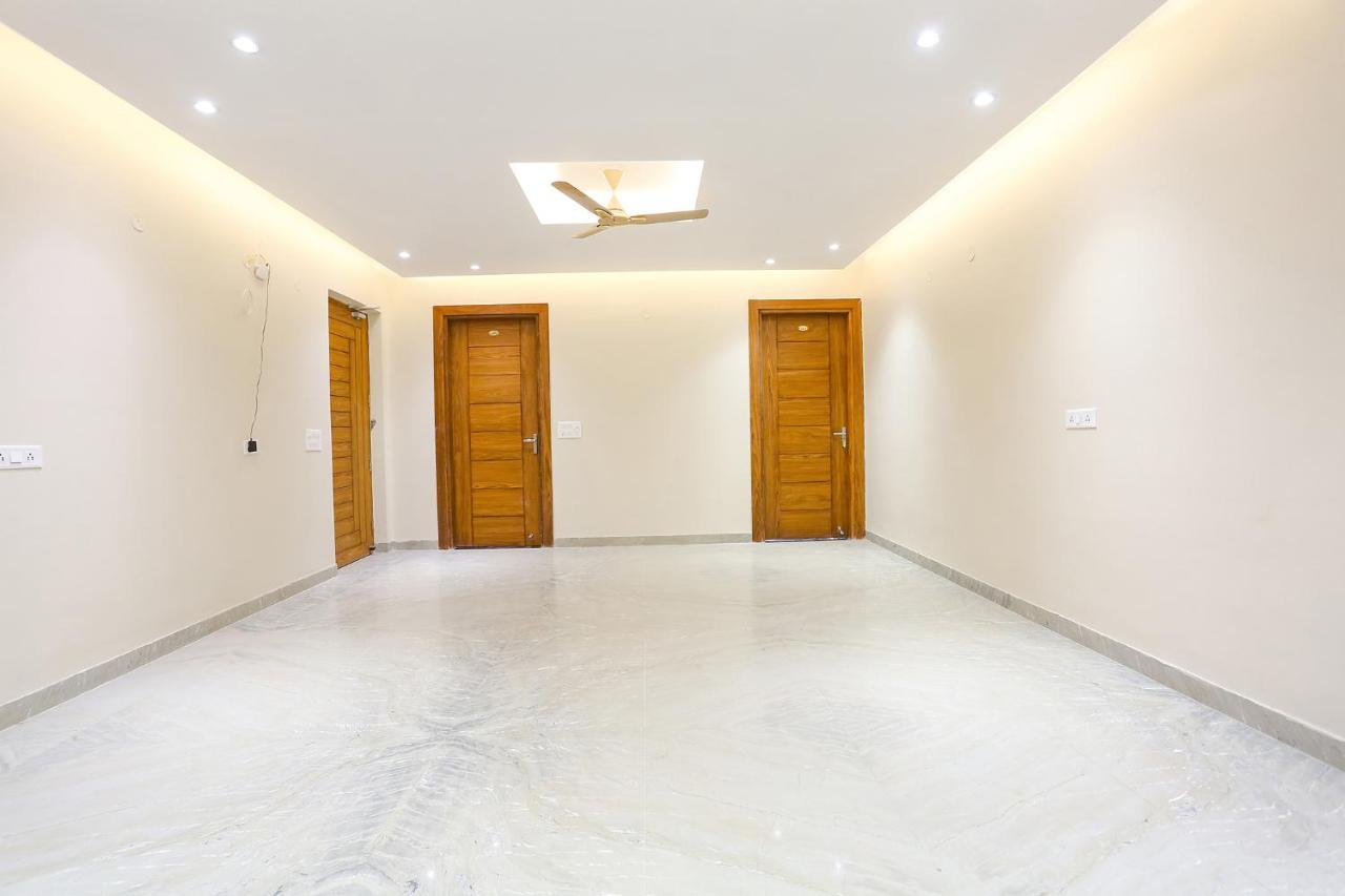 Fabhotel Raahi Retreat Гургаон Екстериор снимка